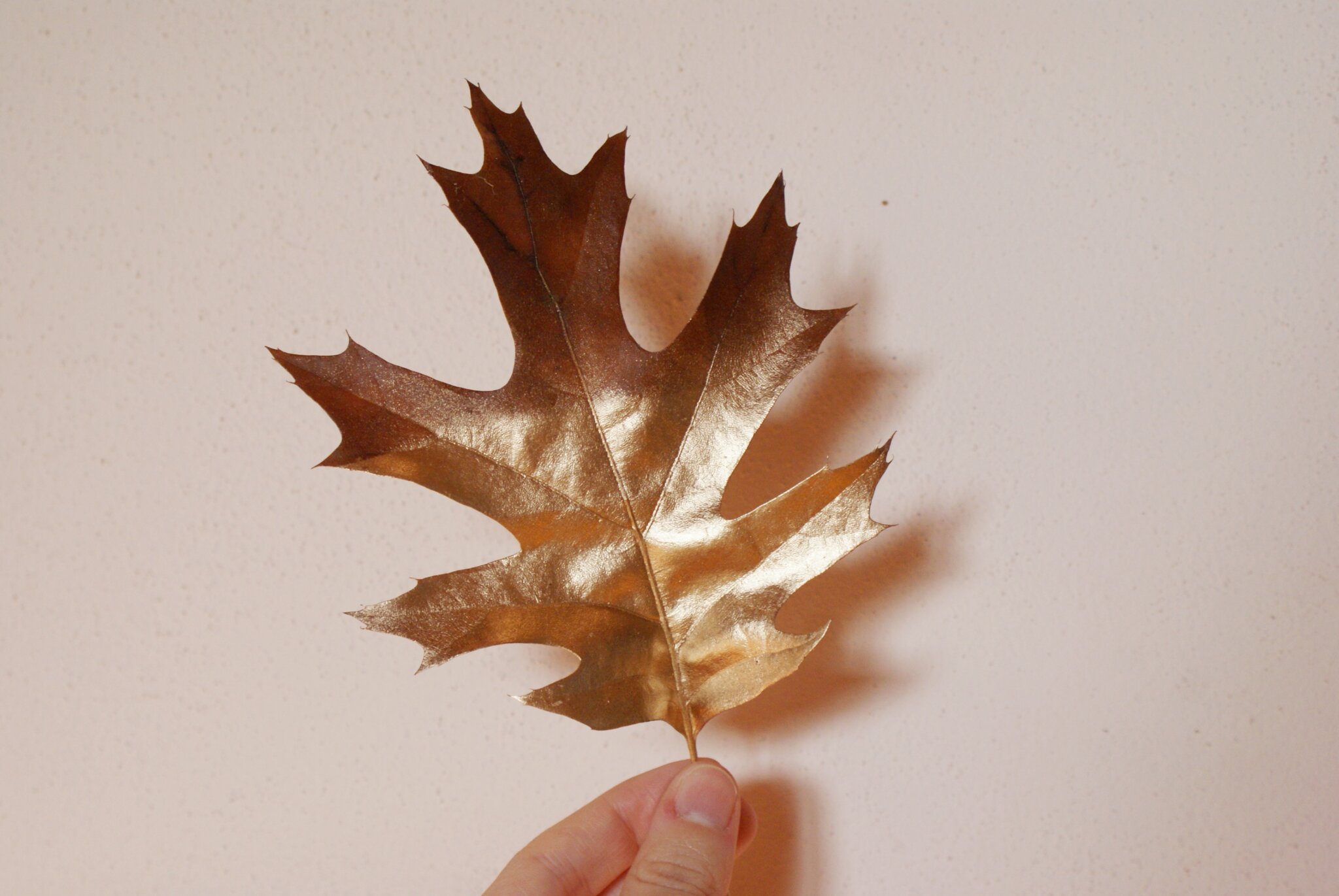 painted golden copper leaves fall decor idea luxurious home sprigs decoration francinesplaceblog 2