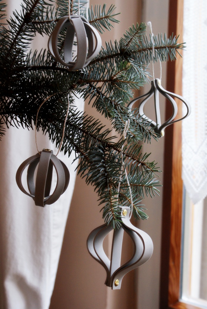 DIY MINIMALIST GEOMETRIC CHRISTMAS TREE ORNAMENTS: EASY DECOR IDEA ...