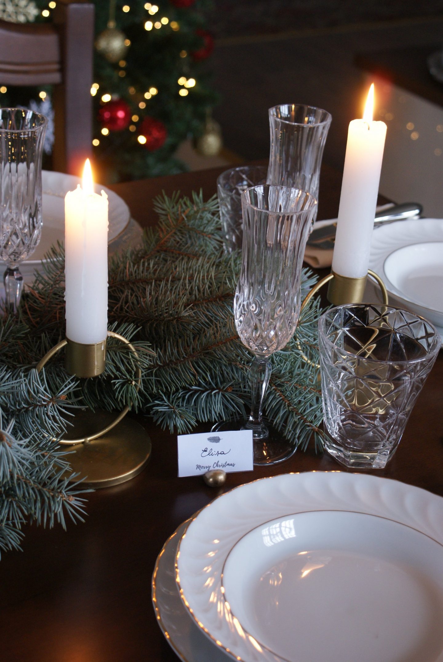 DIY PLACE CARD HOLDERS FOR THE CHRISTMAS TABLE (WITH FREE PRINTABLE ...